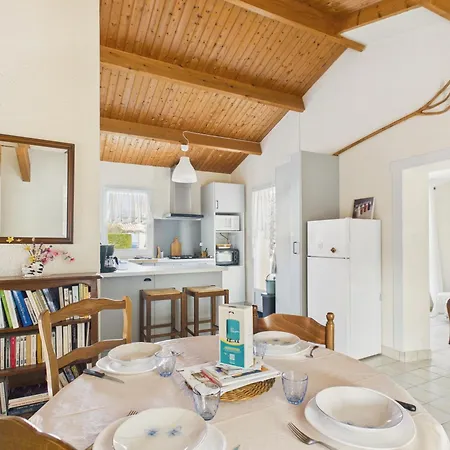 Maison Pour 4 Avec Jardin Et Véranda La Chaize-Giraud
