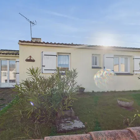 Maison Pour 4 Avec Jardin Et Veranda La Chaize-Giraud